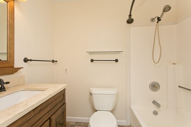 Building Photo - Kailua Rental, 3 bedroom 1.5 bath with AC ...