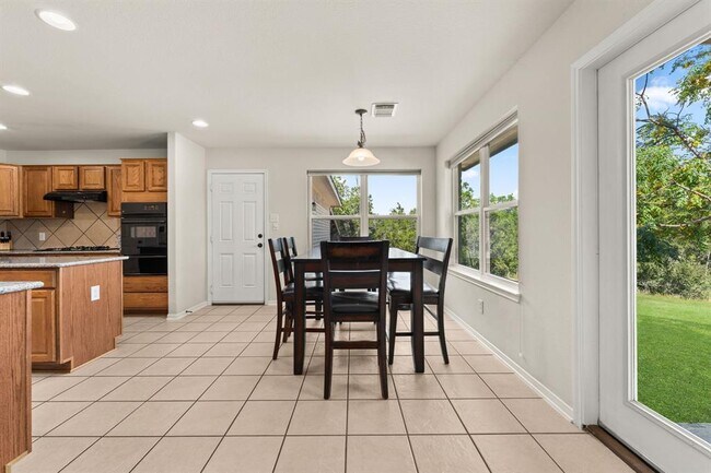 Building Photo - 2201 Improver Rd