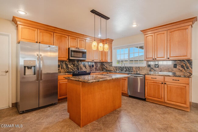 Building Photo - 2117 Hurles Ave