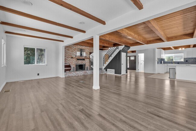 Building Photo - 3/3 HOME available NOW in DESCANSO w/ gara...