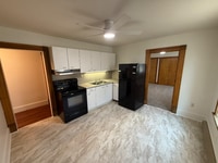 Building Photo - 265 N Limestone