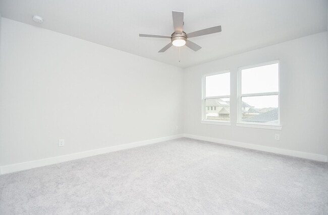 Building Photo - 9242 Dearborn Knoll Dr