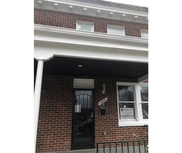 Building Photo - 3445 Juneway-2 AVAILABLE $500 2