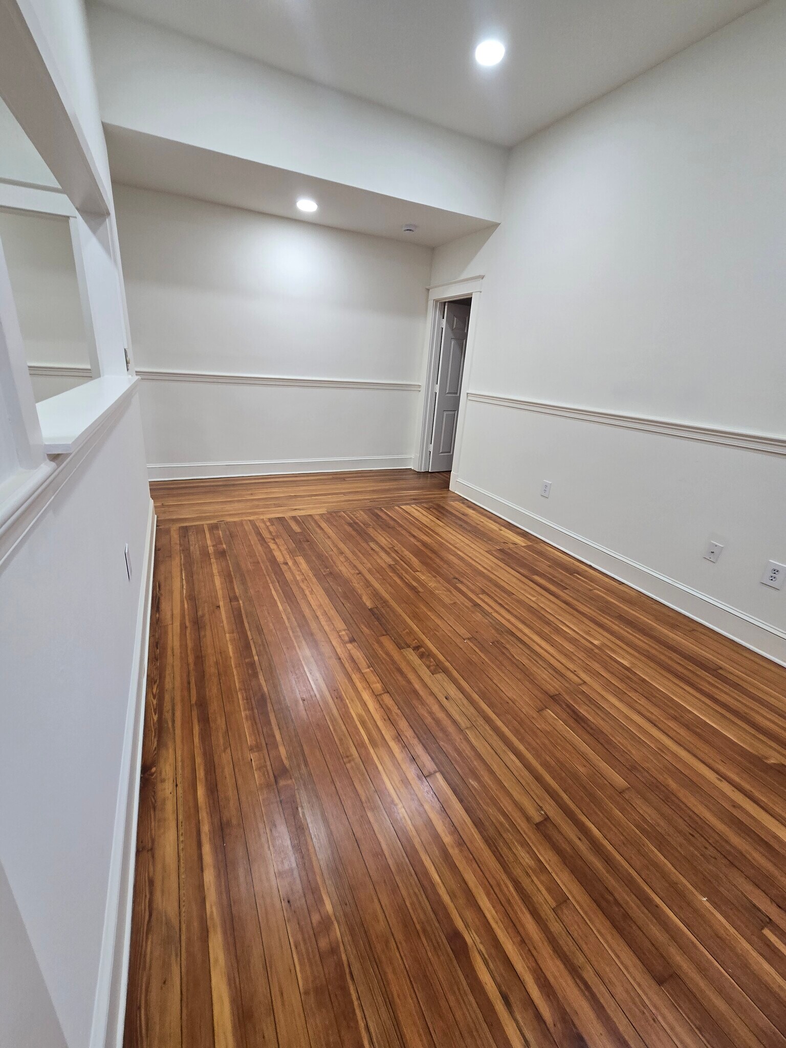 Building Photo - 101 S Saint Asaph St