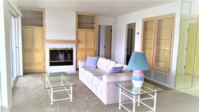 Building Photo - 22310 Canyon Club Dr