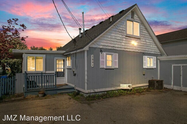 Building Photo - 3 br, 1 bath House - 1391 Rossdale