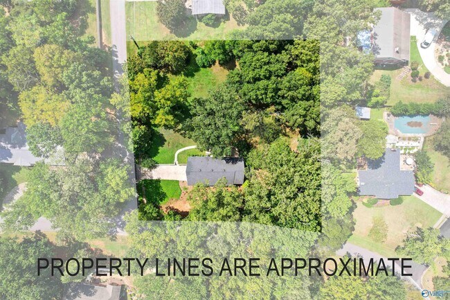 Building Photo - 7916 Valley View Dr SE