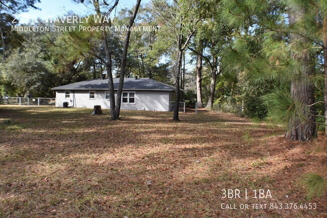 Building Photo - 2213 Waverly Way