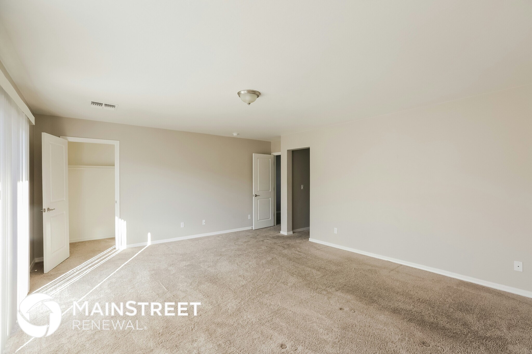 Building Photo - 2000 N 36th St