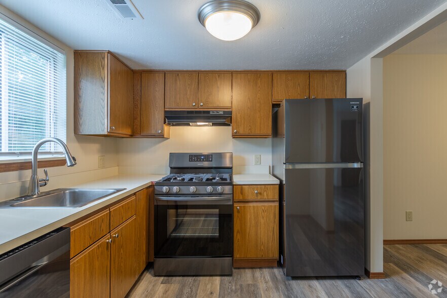 Portage Pointe Apartments 9001 Portage Pointe Dr Streetsboro OH 44241