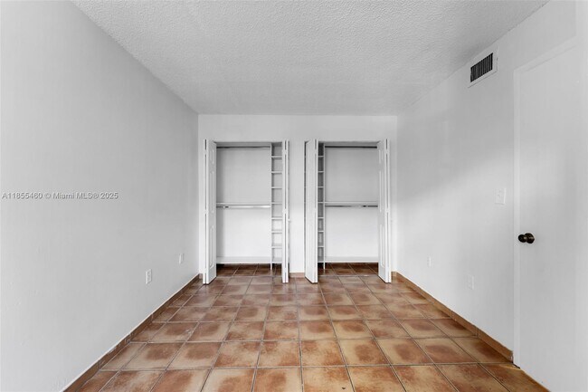Building Photo - 14260 SW 57th Ln