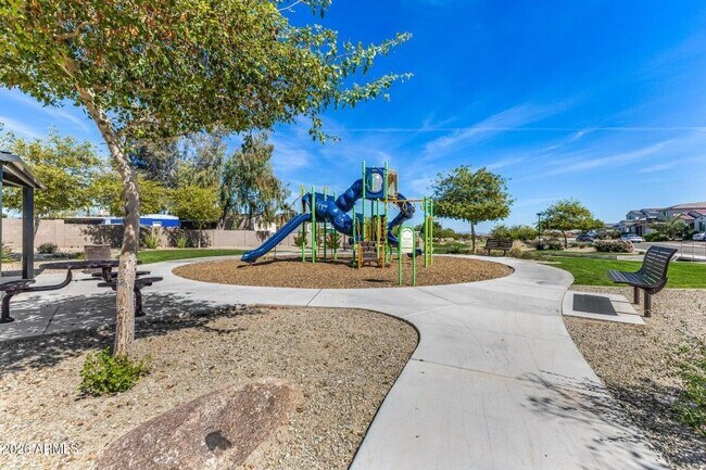 Building Photo - 6759 N 128th Dr