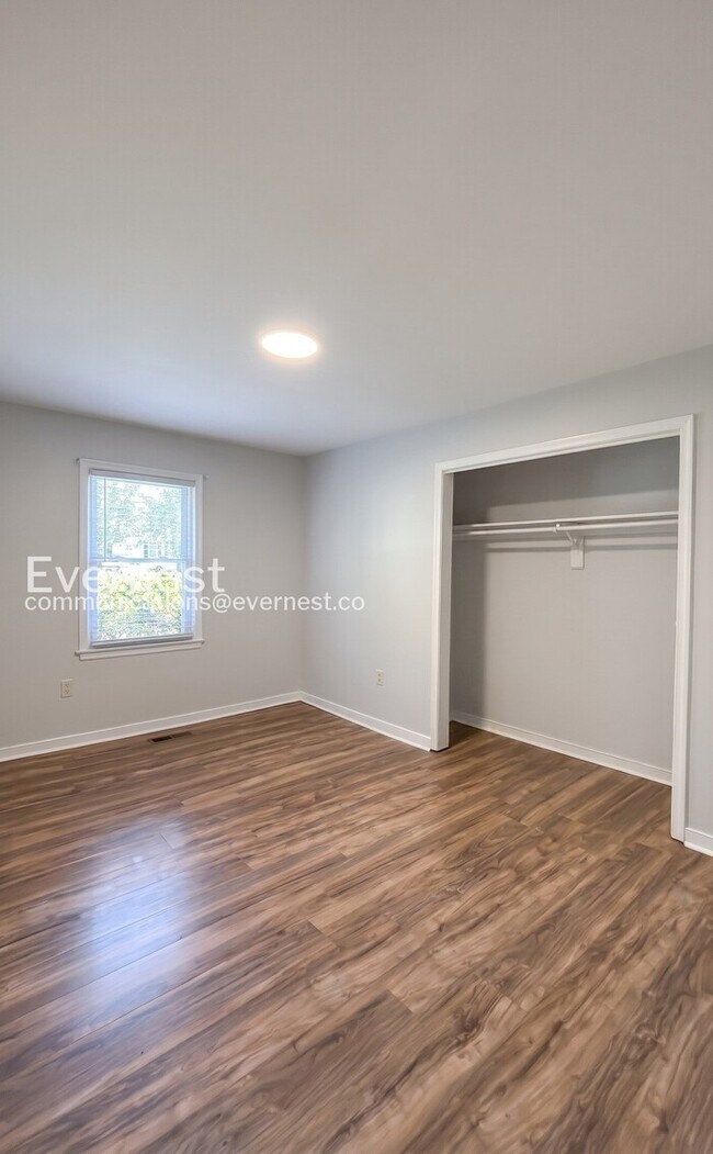 Building Photo - 7731 Drexelbrook Rd