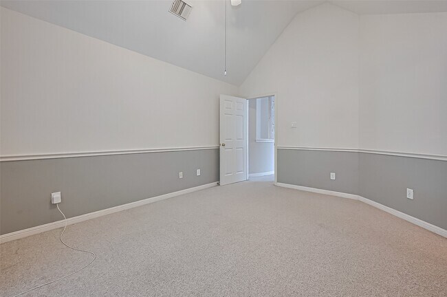 Building Photo - 36 Watermill Pl