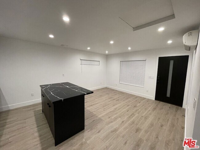 Building Photo - 9504 Gothic Ave