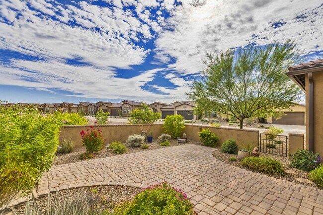 Building Photo - 30737 S Osprey Dr