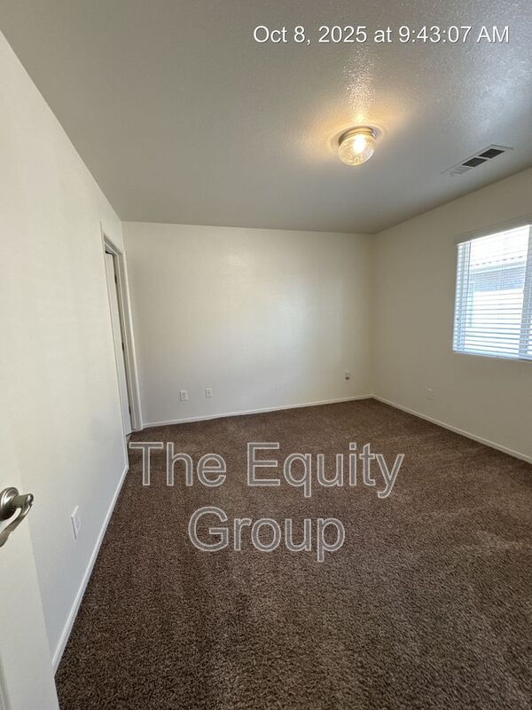 Building Photo - 2846 N Zachary St