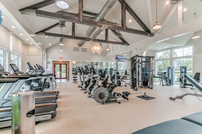 Building Photo - Move-In Ready 3-Bedroom Villa in Gated Savannah Quarters!
