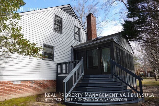 Building Photo - Spacious 5 bedrooms house in Rolling Woods...