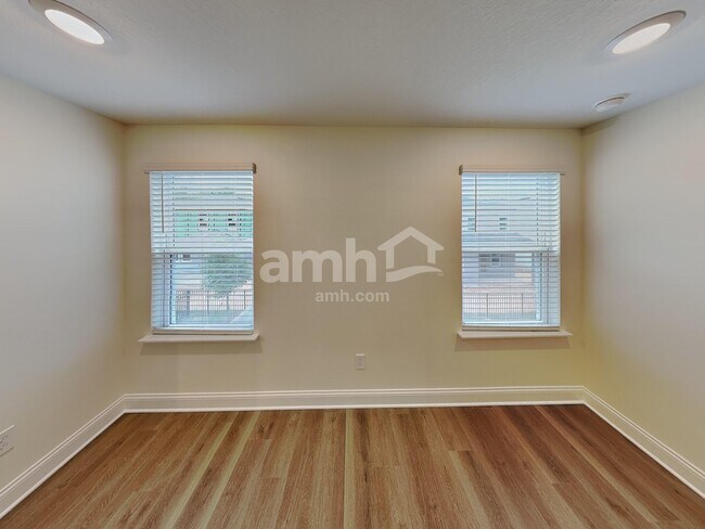 Building Photo - 1019 Grafton Ridge Dr