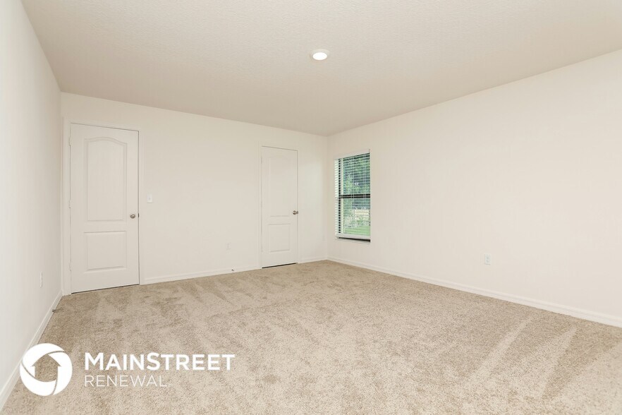 Building Photo - 35665 Rose Moss Ave