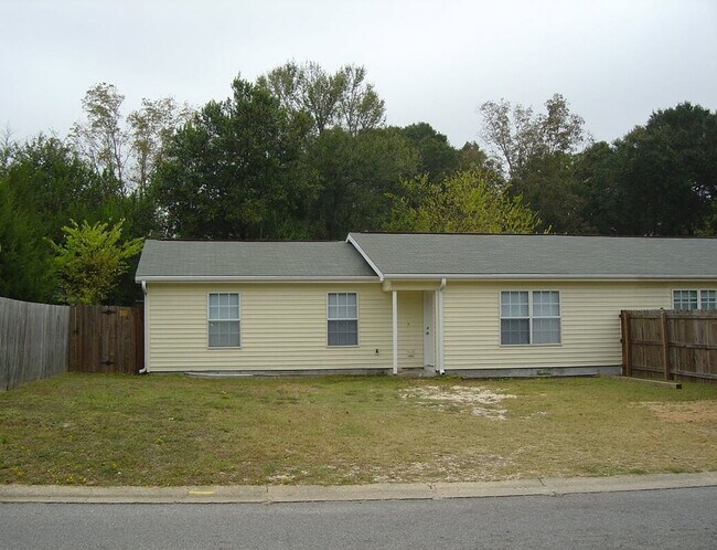 Primary Photo - 552 Brock Ave