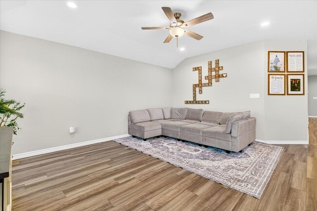 Building Photo - 8121 Cattlemen Dr