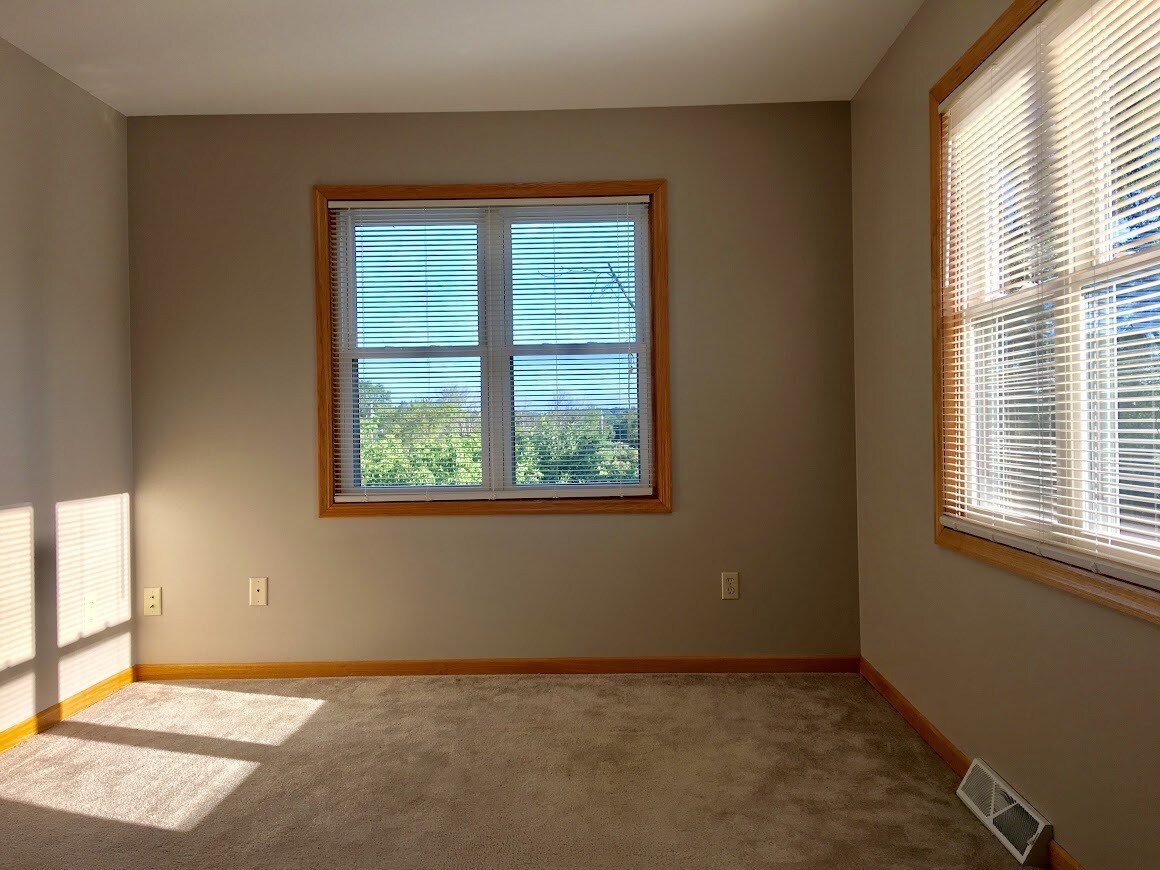 Bedroom 2 - 2042 Cliff Alex Ct S