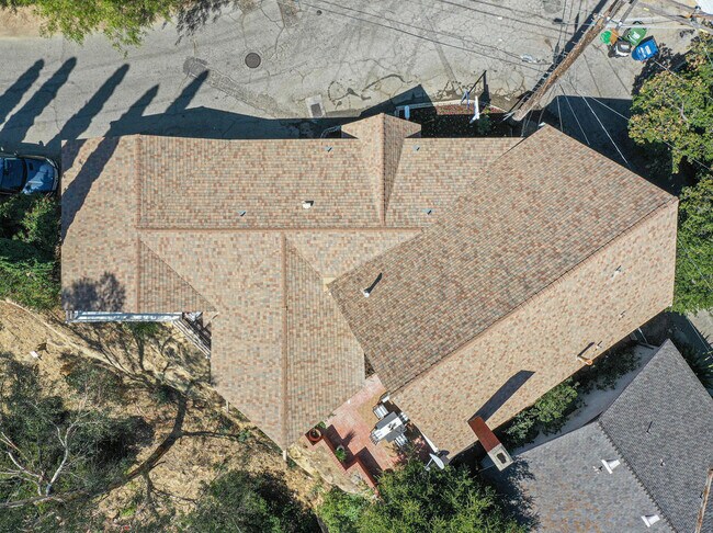 Building Photo - 4236 Ensenada Dr