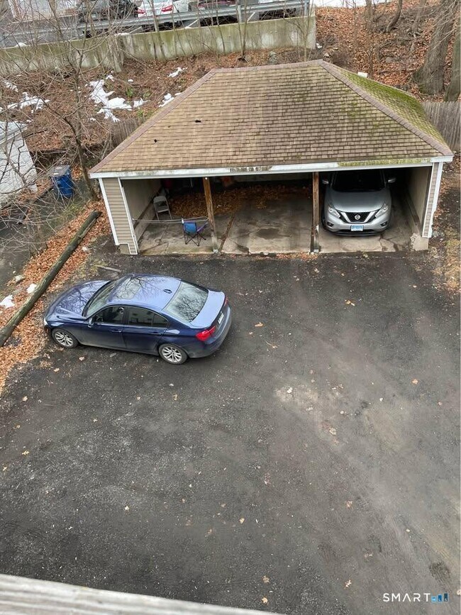 Building Photo - 263 Sheffield Ave