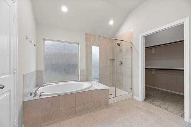 Building Photo - 31222 Pinebrook Falls Ln