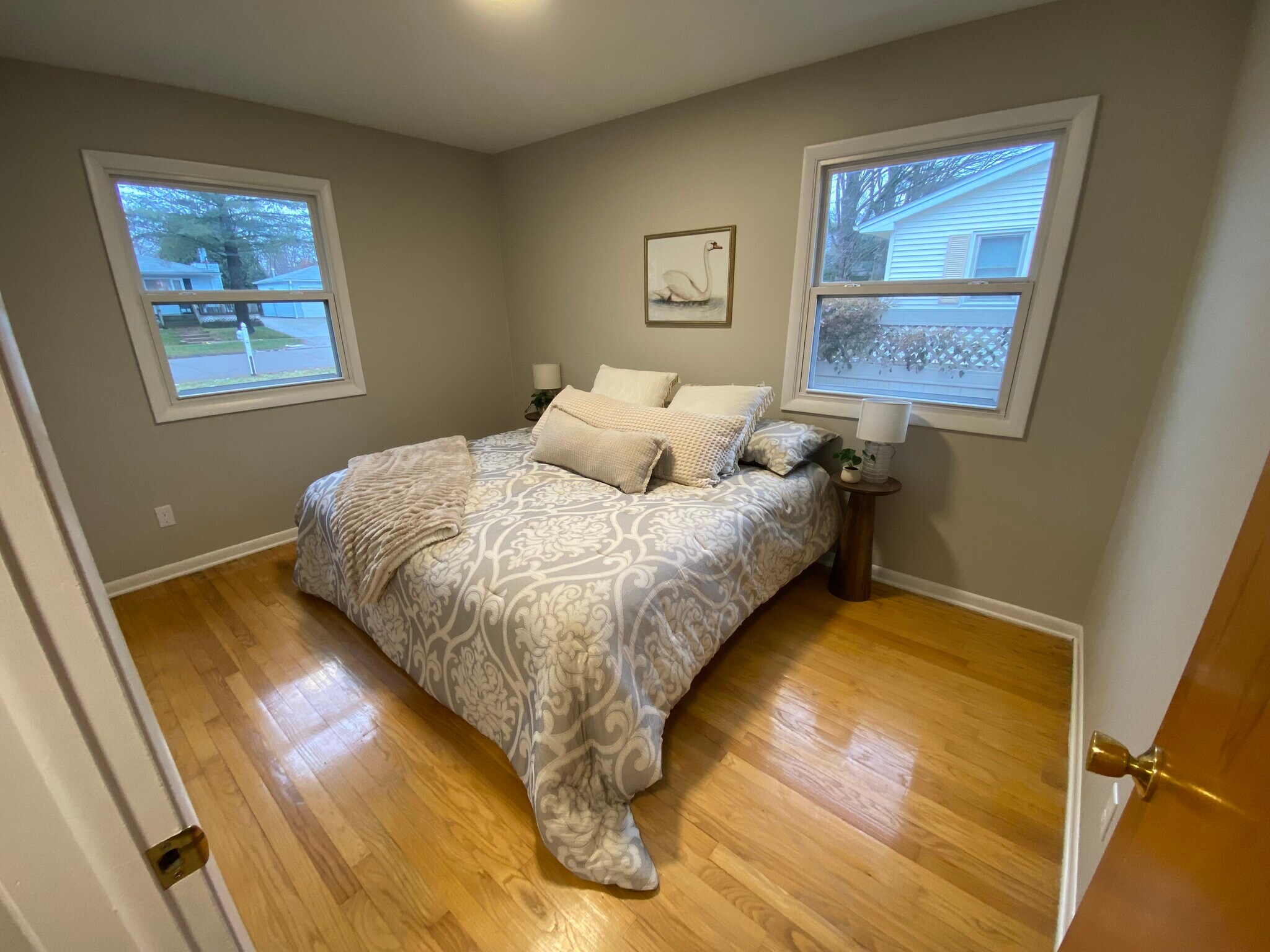 Building Photo - 1710 Greenview Ave