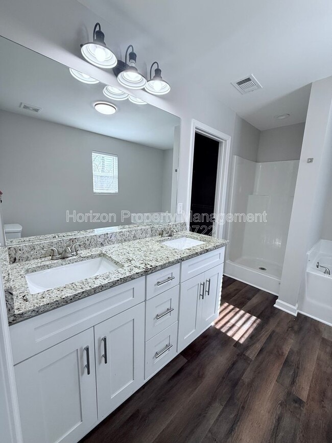 Building Photo - 6830 Crystal Cove Trail