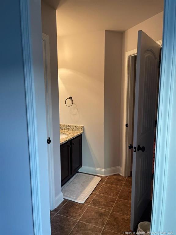 Building Photo - 3209 Cragburn Pl
