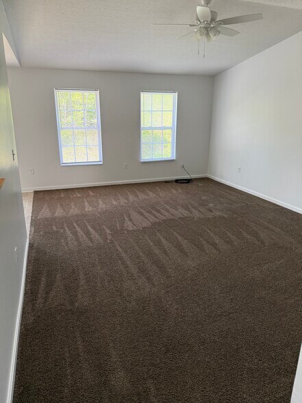 Building Photo - 48 Deer Haven Ct