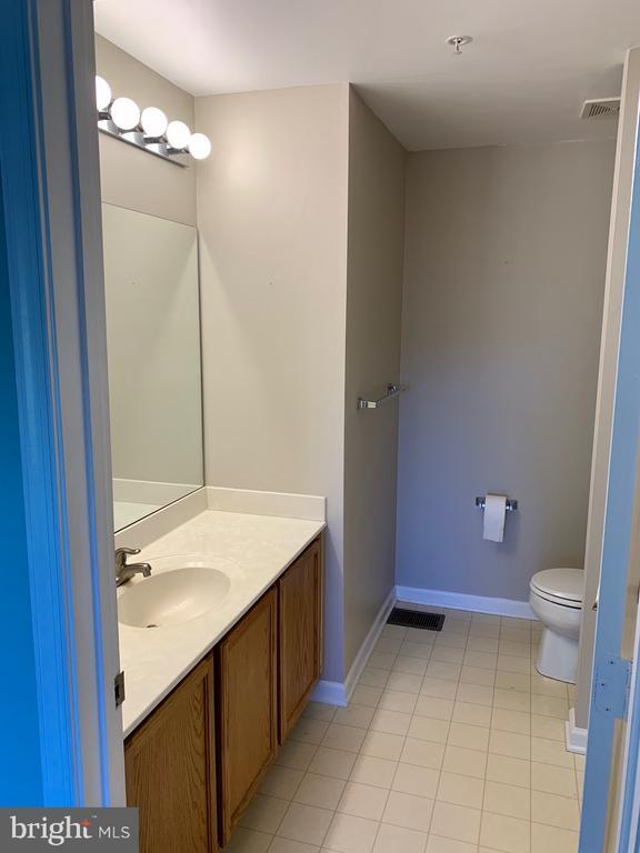 Building Photo - 6149 Stonehenge Pl