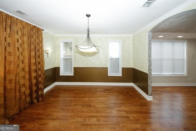 Building Photo - 1354 Brookhaven Village Cir NE