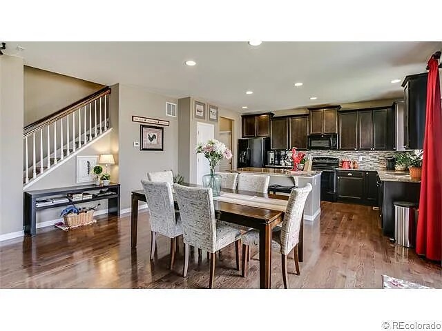 Building Photo - 15437 Coopers Hawk Ct