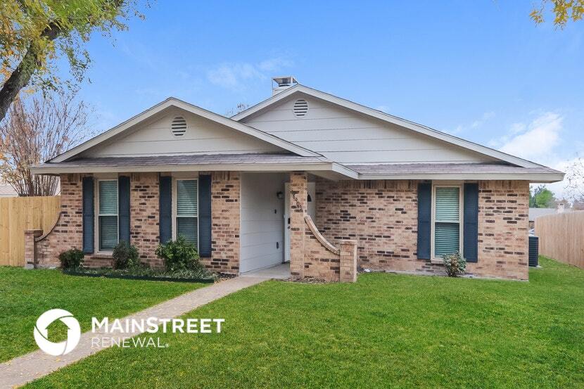 Building Photo - 18903 Platte River Way