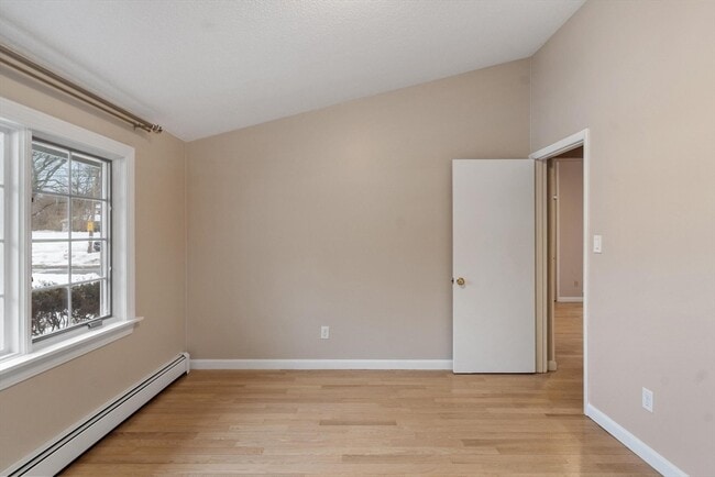 Building Photo - 101 Elmcrest Rd