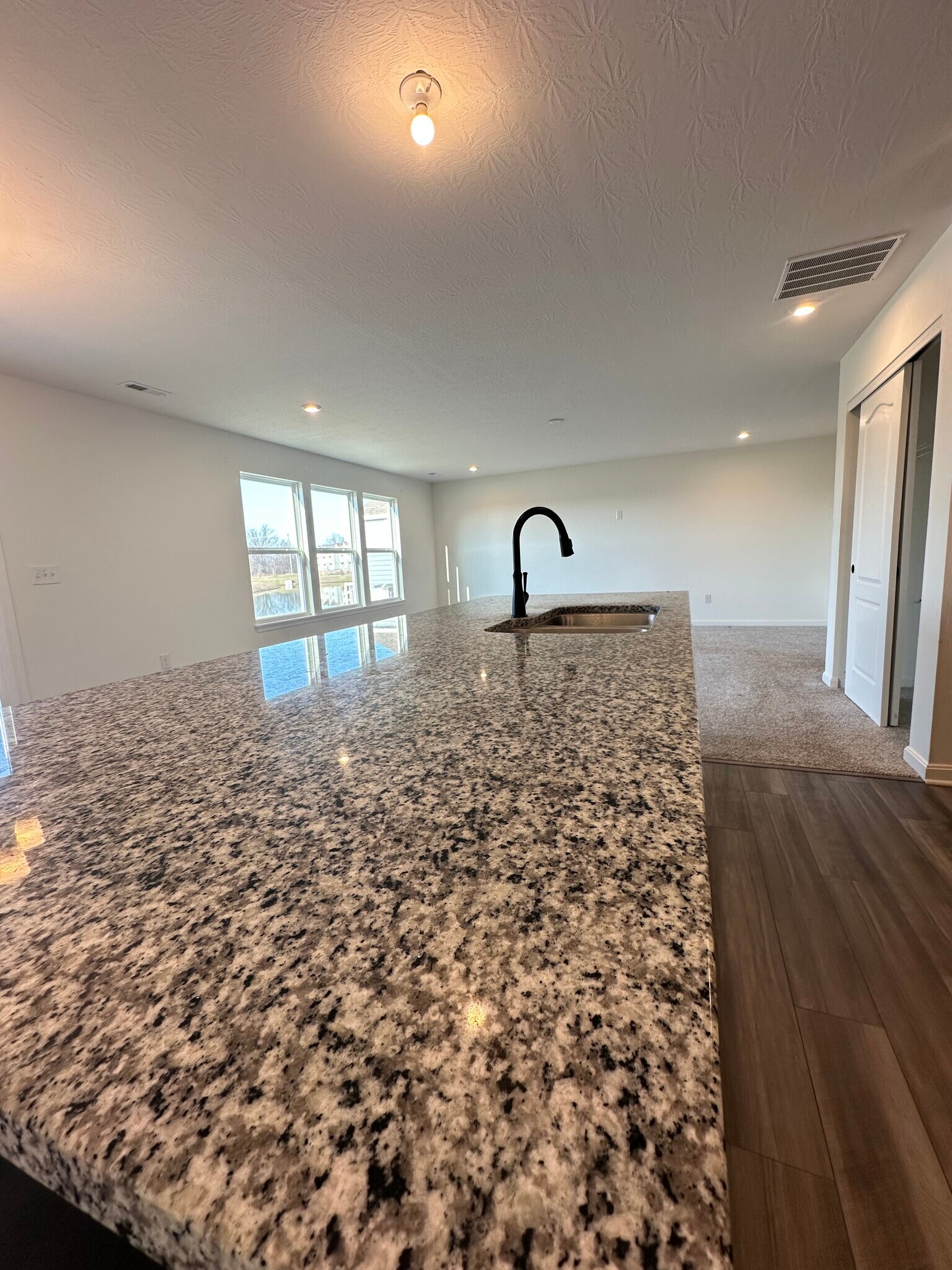 Kitchen - 3368 Sunbeam Pl