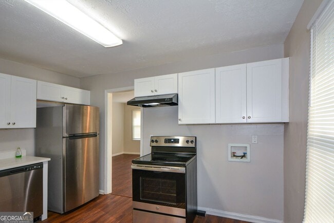 Building Photo - 2259 Nelms Dr SW