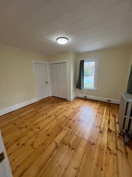 Building Photo - 18 Marion St