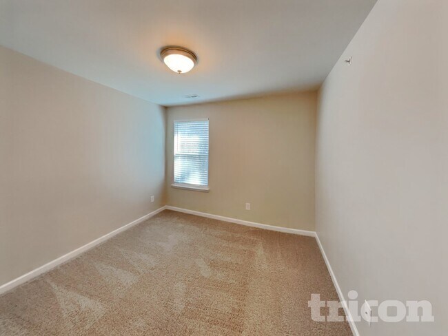 Building Photo - 139 Hickory Station Ln