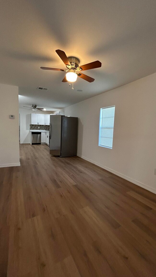 Building Photo - 1601 N 17th St