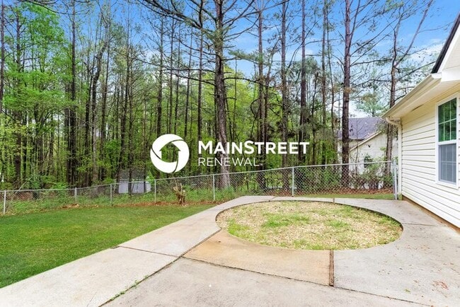 Building Photo - 3 Bedroom Pet-Friendly Home in SHARPSBURG,...