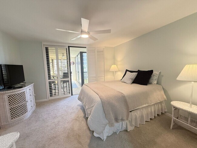 Building Photo - Luxury, furnished seasonal rental, Tequest...