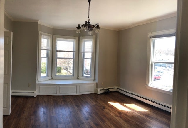 Building Photo - 322 Main St