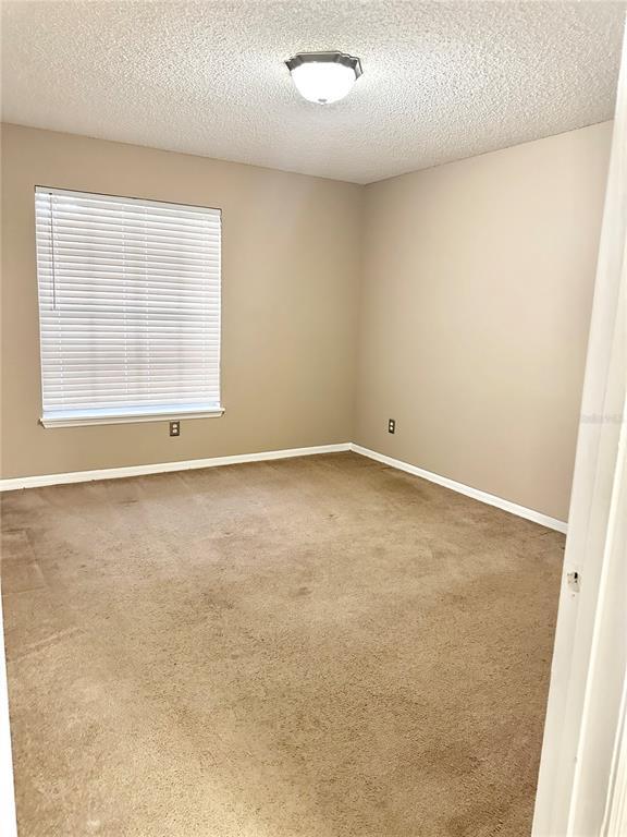 Building Photo - 1055 S Hiawassee Rd