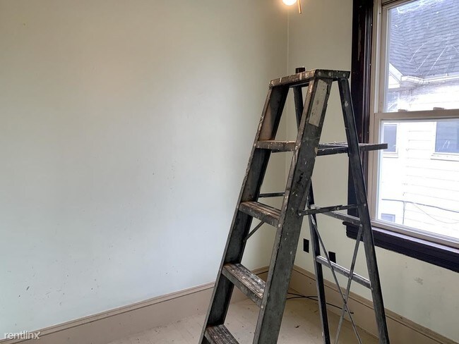 Building Photo - 6002 Fleet Ave